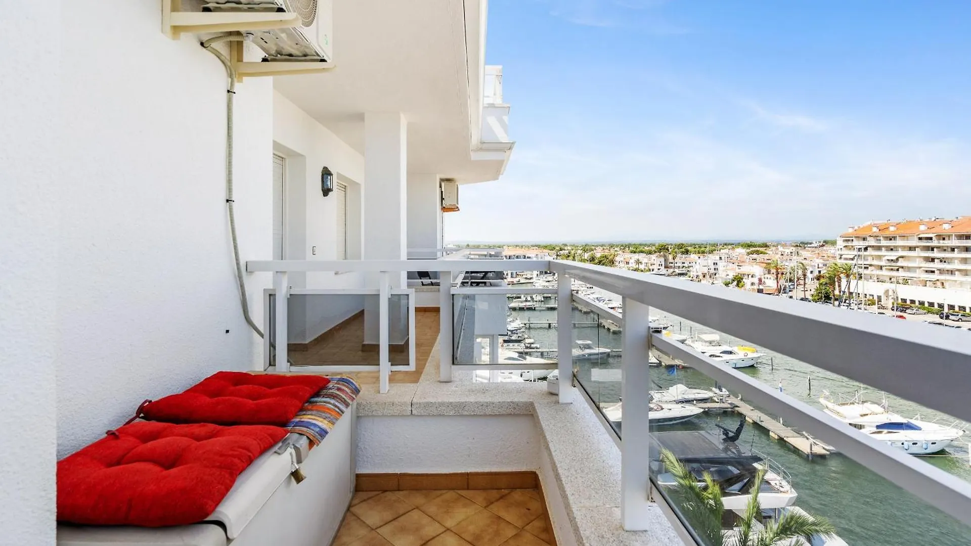 Welcs Apartamento 095 Emp Con Vistas Al Canal Ampuriabrava 0*,